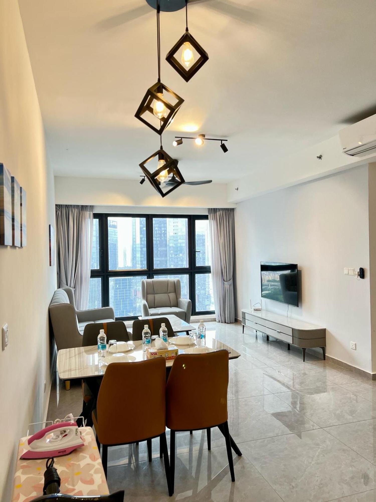 Agile Serviced Bukit Bintang Trx By Classy Pangsapuri *